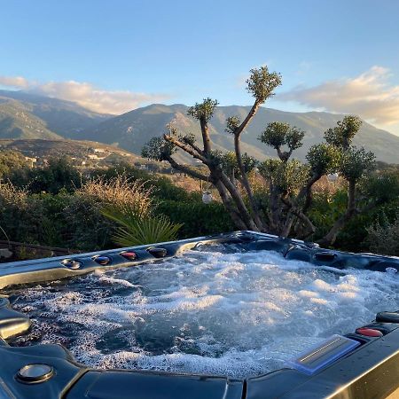 Villa Ghjuvan - Sea, Mountain & Spa Peri Buitenkant foto